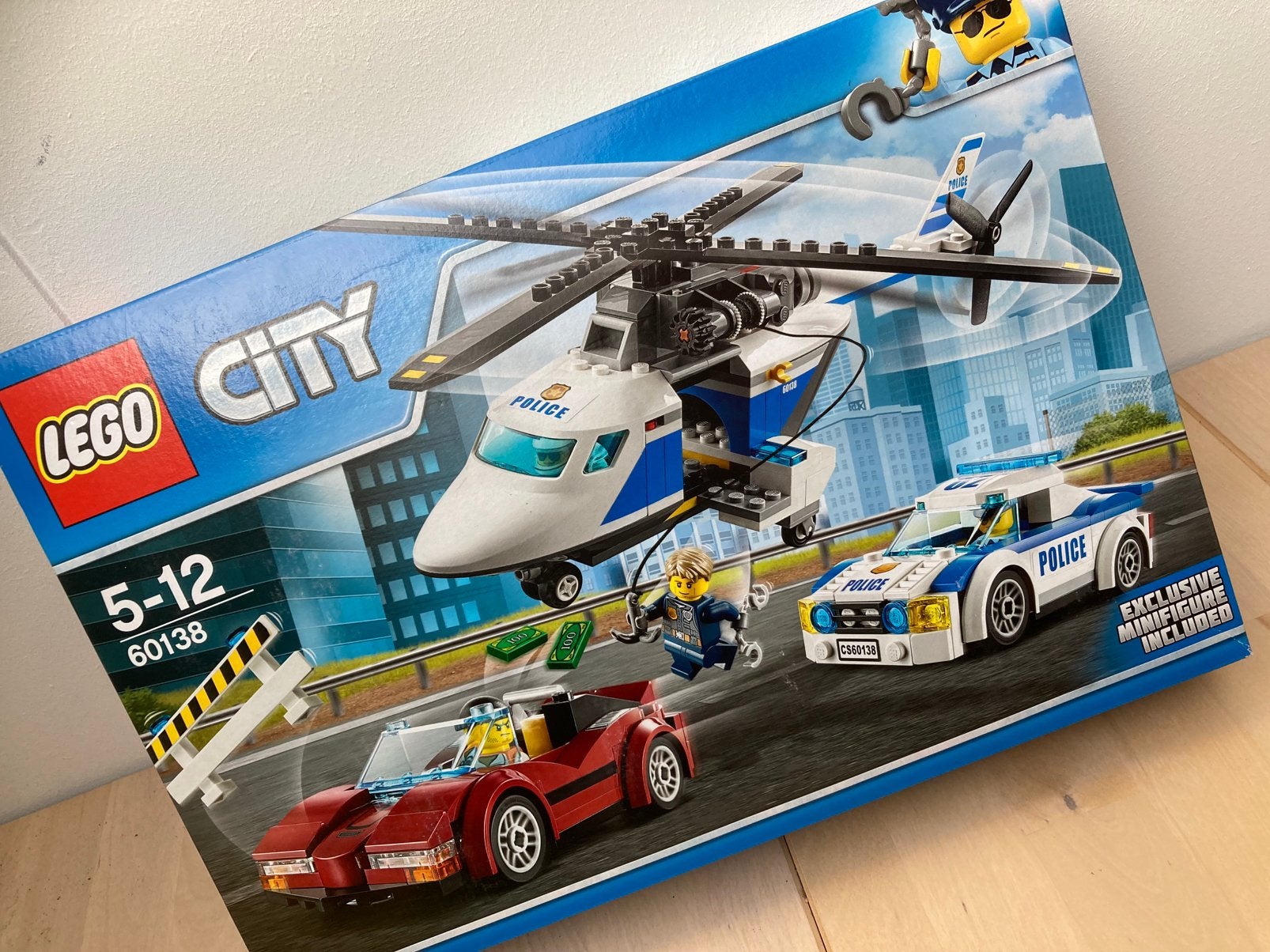 Lego City Politie Achtervolging 60138 - Nieuw in doos, Kinderen en Baby's, Speelgoed | Duplo en Lego, Inclusief minifiguren, City