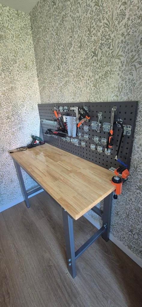 Powerplus Werkbank, Doe-het-zelf en Verbouw, Werkbanken, Ophalen, Zo goed als nieuw, 120 tot 170 cm