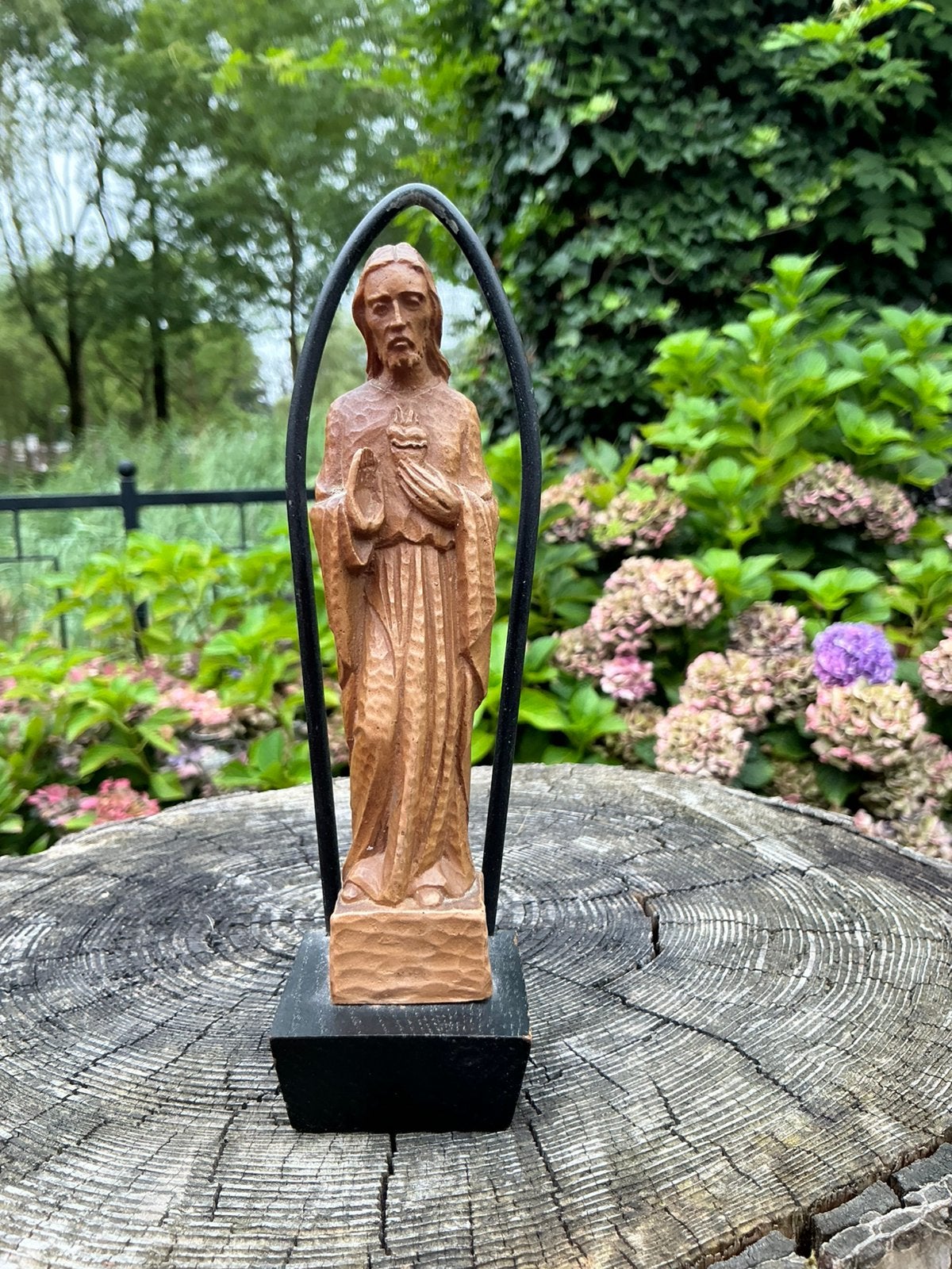 Antiek jezus beeld ❤️ op console, Antiek en Kunst, Antiek | Religie, Ophalen of Verzenden