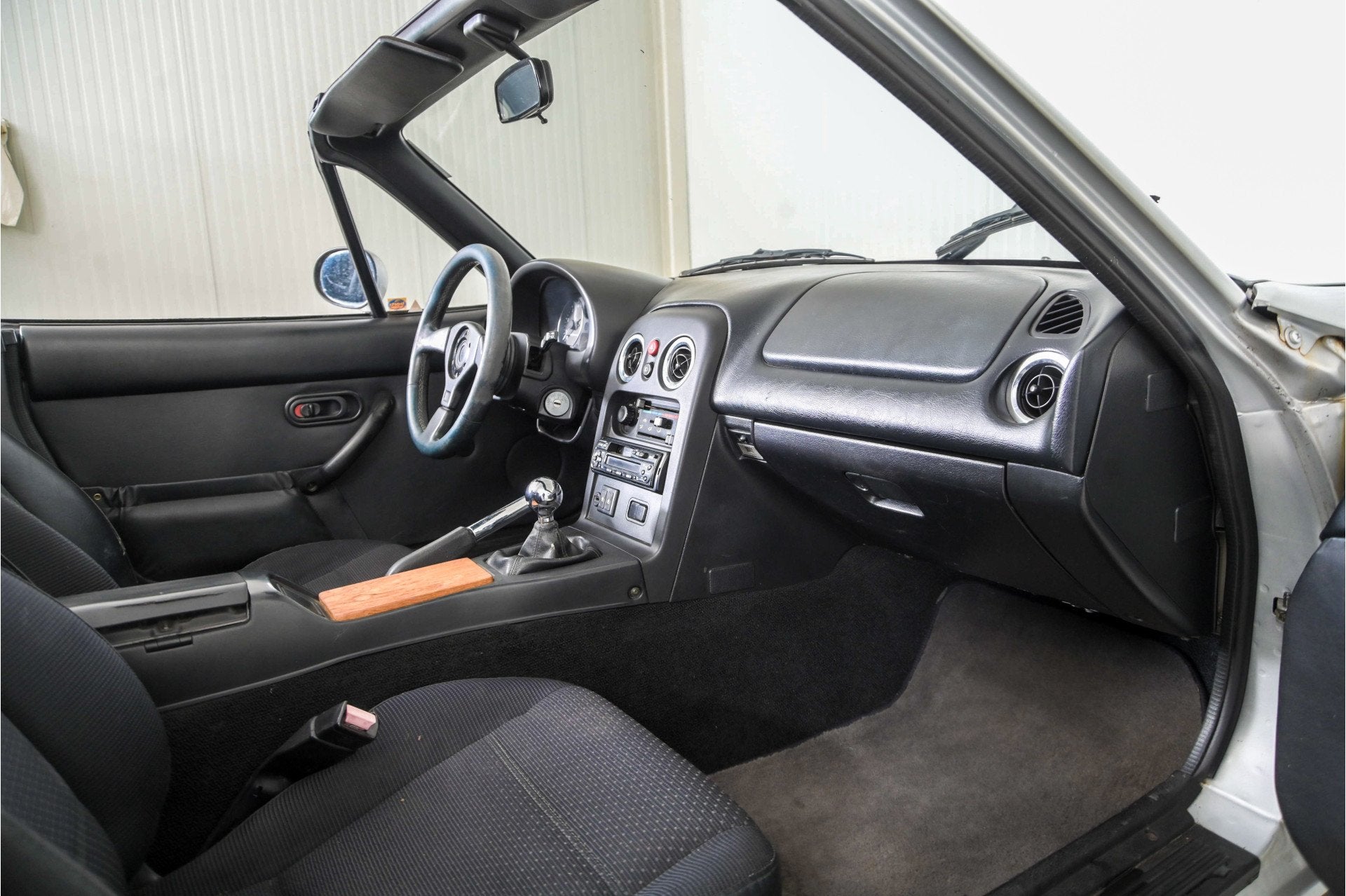 Mazda MX-5 1.6i-16V (bj 1995), foto 12
