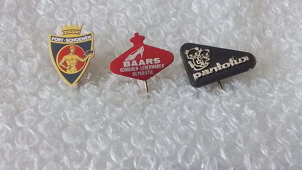 3 verschillende speldjes schoenen, Ophalen of Verzenden, Zo goed als nieuw, Overige onderwerpen