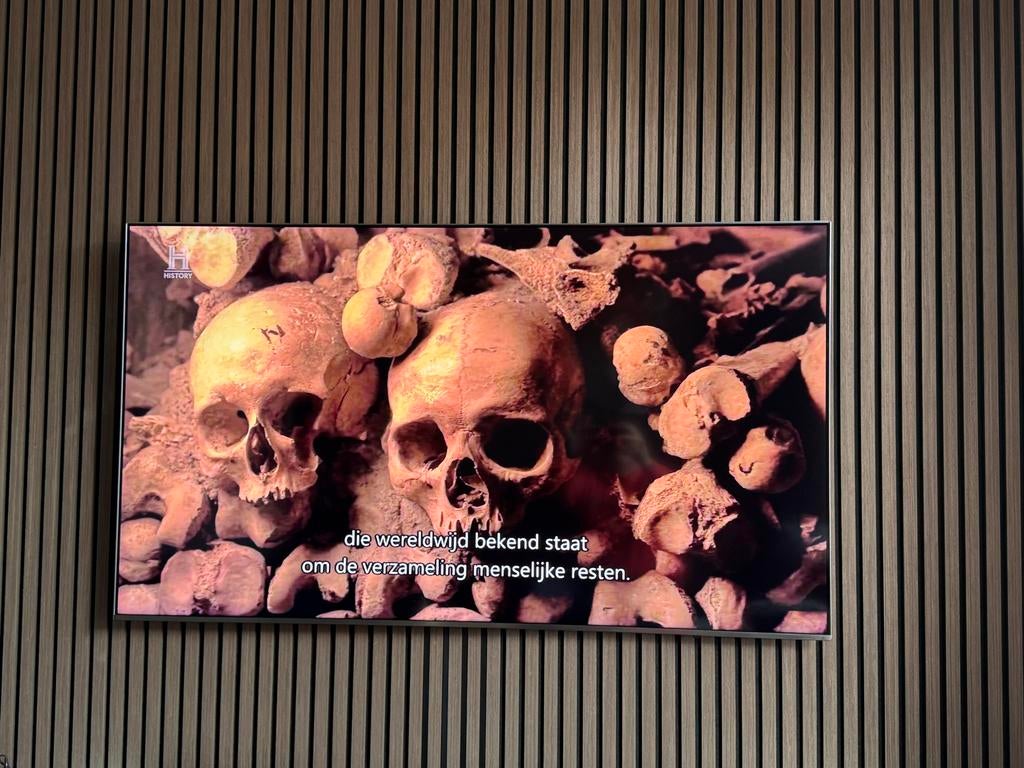 Samsung 65 inch QLED TV met Hue Gradient Lightstrip, QLED, Ophalen of Verzenden, Zo goed als nieuw, 100 Hz