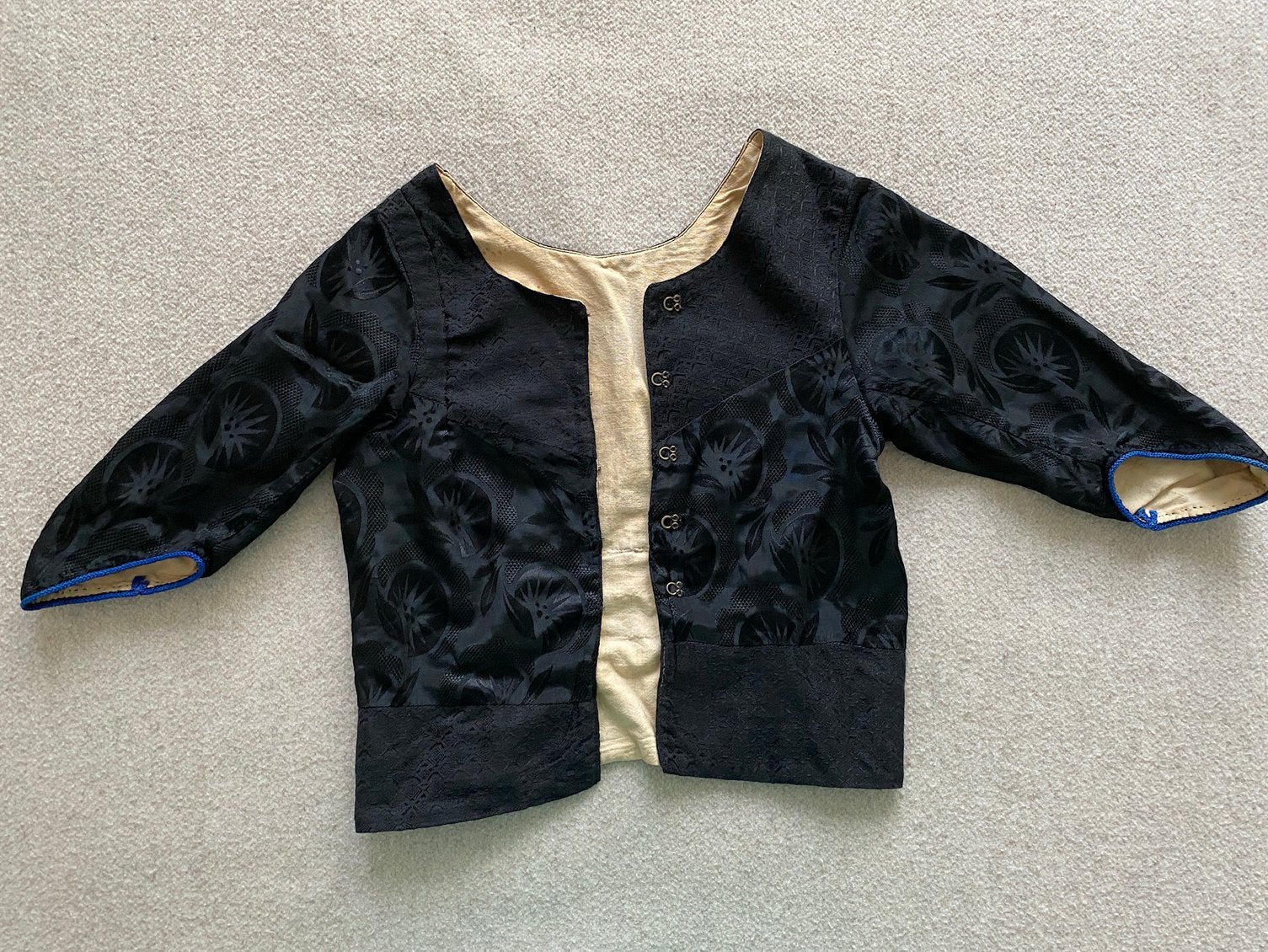 Klederdracht, uit erfenis, Ophalen of Verzenden, Dames