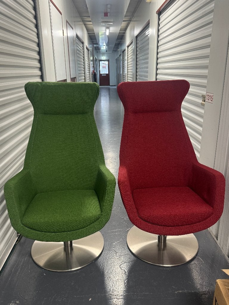 Moderne draaibare fauteuils - groen en rood merk SMV, Ophalen, 75 tot 100 cm, Zo goed als nieuw, Stof