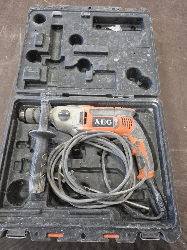 AEG Boormachine op stroom - Krachtige boor in koffer, Doe-het-zelf en Verbouw, Gereedschap | Boormachines, Boormachine, Ophalen of Verzenden