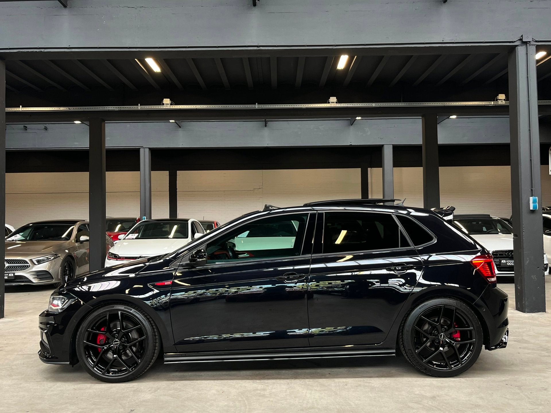 Volkswagen Polo 2.0 TSI GTI Beats/MaxtonPano/Carplay, Auto's, Dealer onderhouden, Stof, Gebruikt, Euro 6
