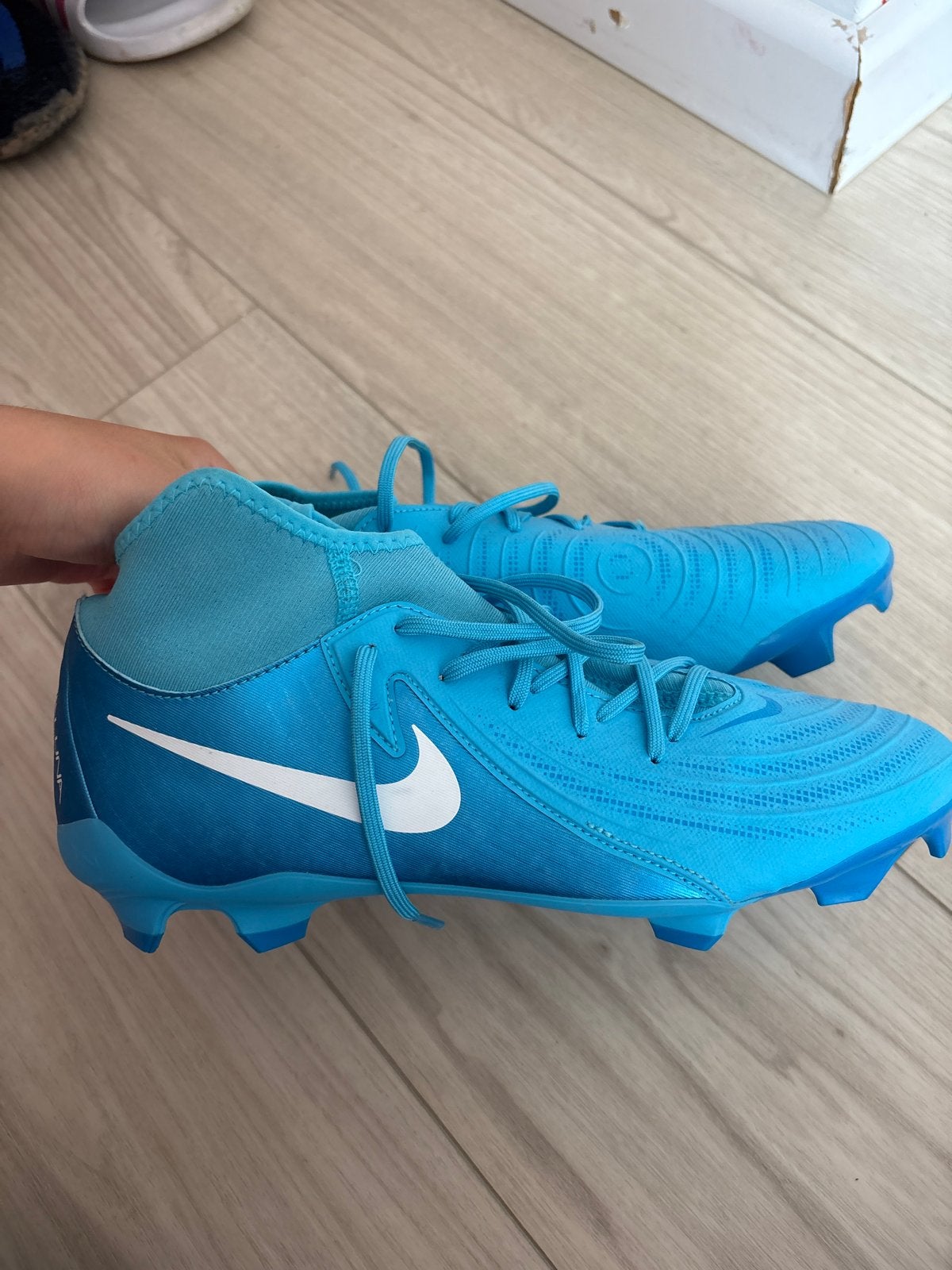 Nike Phantom Luna voetbalschoenen - Maat 44, Ophalen of Verzenden, Nieuw, Schoenen