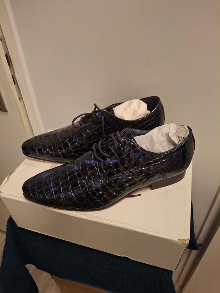 Prachtige lakleren schoenen - splinter nieuw - maat 42, Zwart, Dandy, Ophalen of Verzenden, Zo goed als nieuw