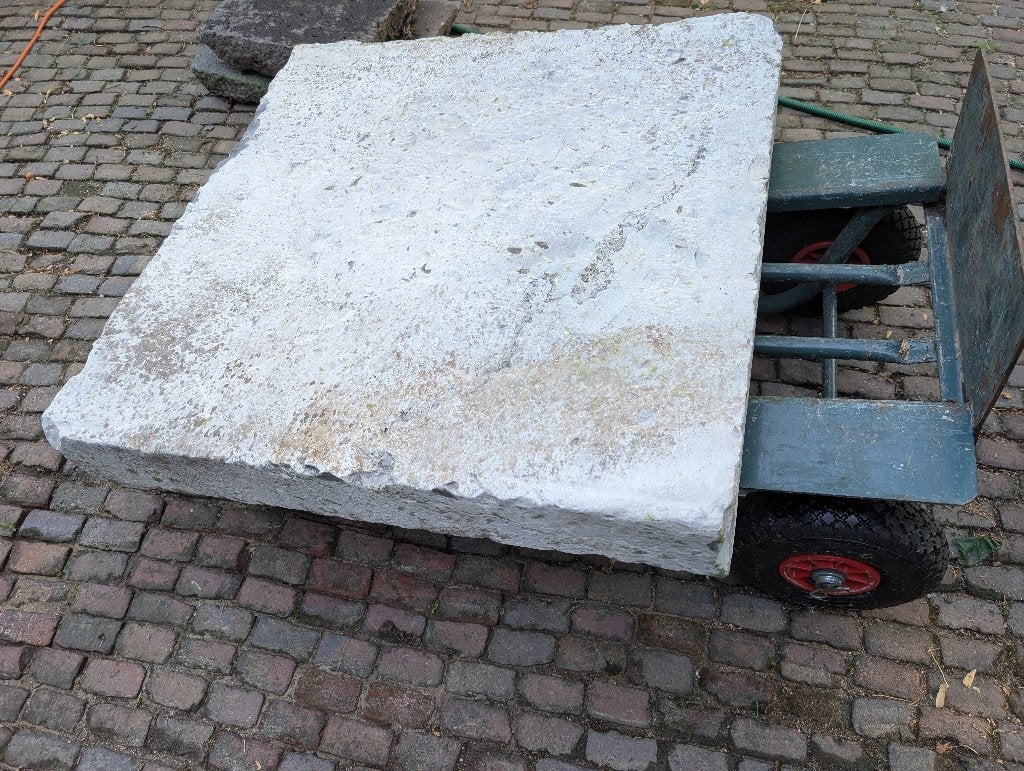 Historische Hardsteen (afdek)plaat 80x80x12, Doe-het-zelf en Verbouw, Platen en Panelen, Ophalen, Gebruikt, Overige materialen
