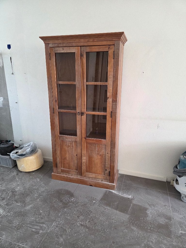 Kast GRATIS, Huis en Inrichting, Ophalen, Met plank(en), Gebruikt, 150 tot 200 cm