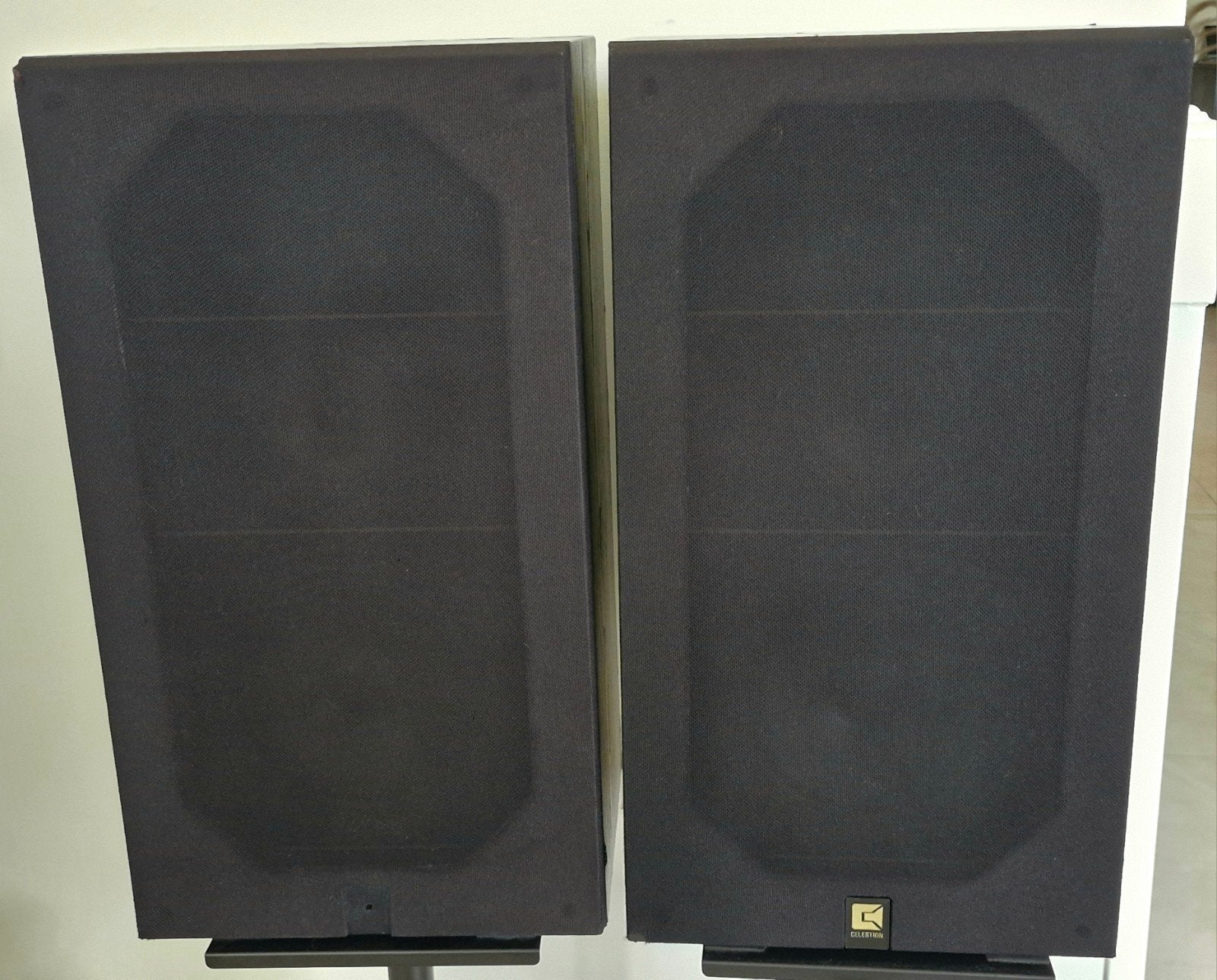 Ditton 3 by Celestion, Ophalen, Minder dan 60 watt, Front, Rear of Stereo speakers, Overige merken