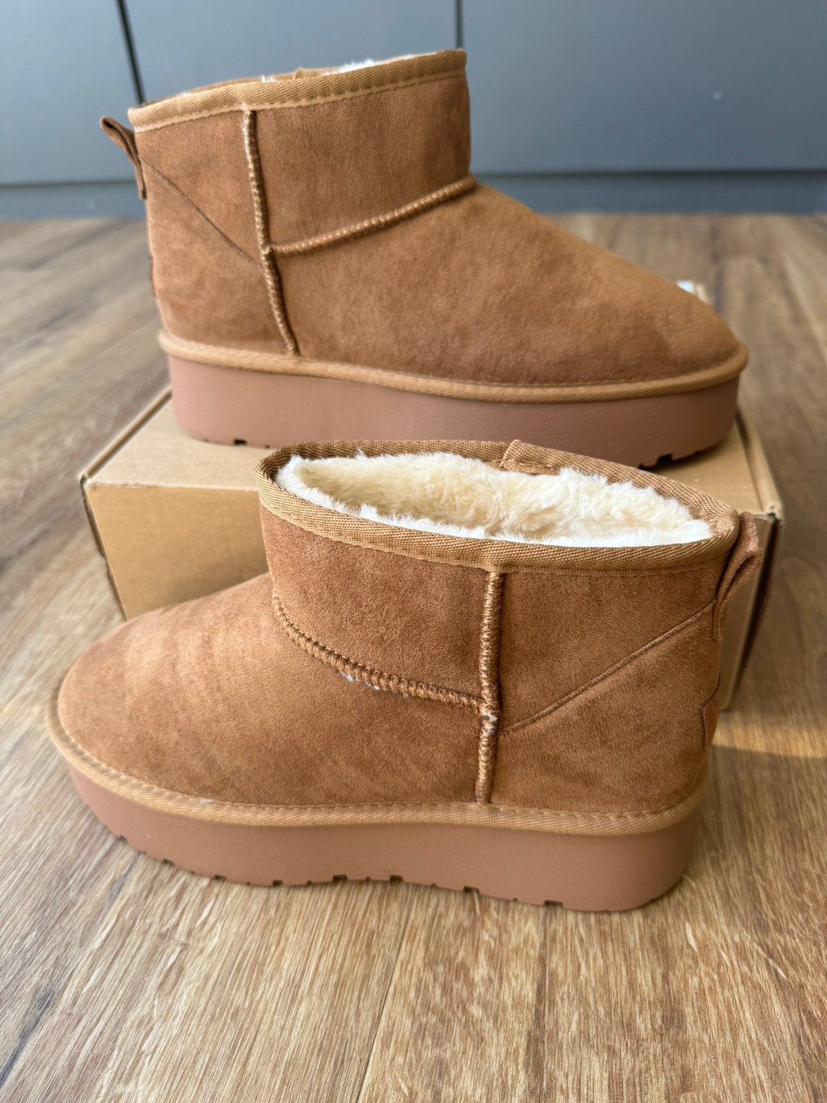 POSH UGGS, Kleding | Dames, Verzenden, Nieuw, Bruin