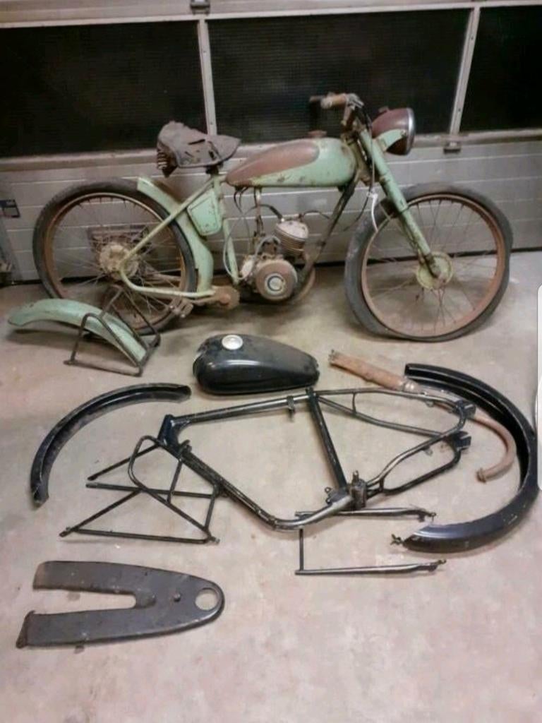 Gillet Herstal 1948, Fietsen en Brommers, Brommers | Toebehoren, Ophalen