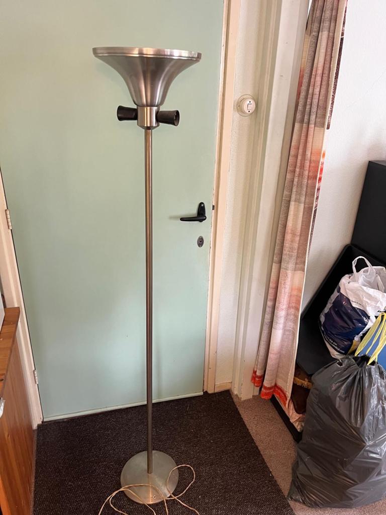 Stijlvolle staande lamp met uplighter en leeslampjes, Ophalen of Verzenden, Gebruikt, Metaal, 150 tot 200 cm