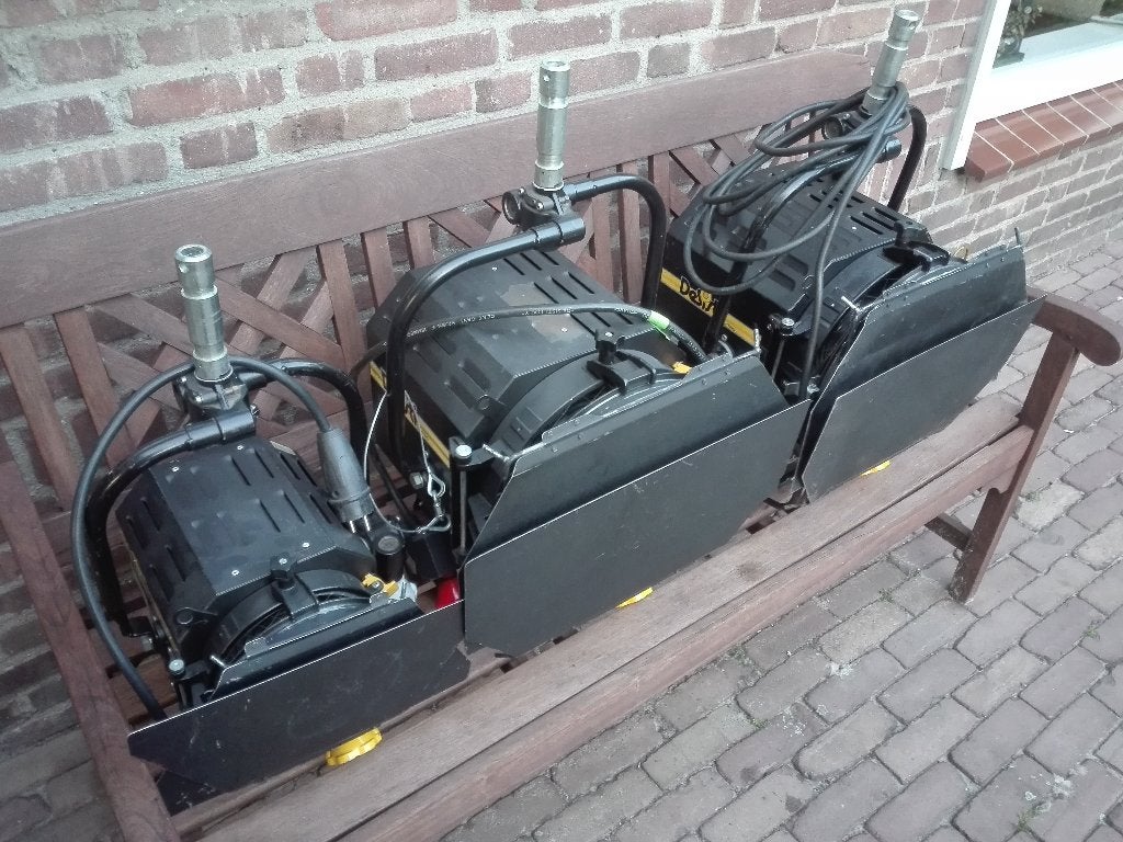 Desisti 2kw film spot in zeer goede staat, Ophalen, Zo goed als nieuw, Video
