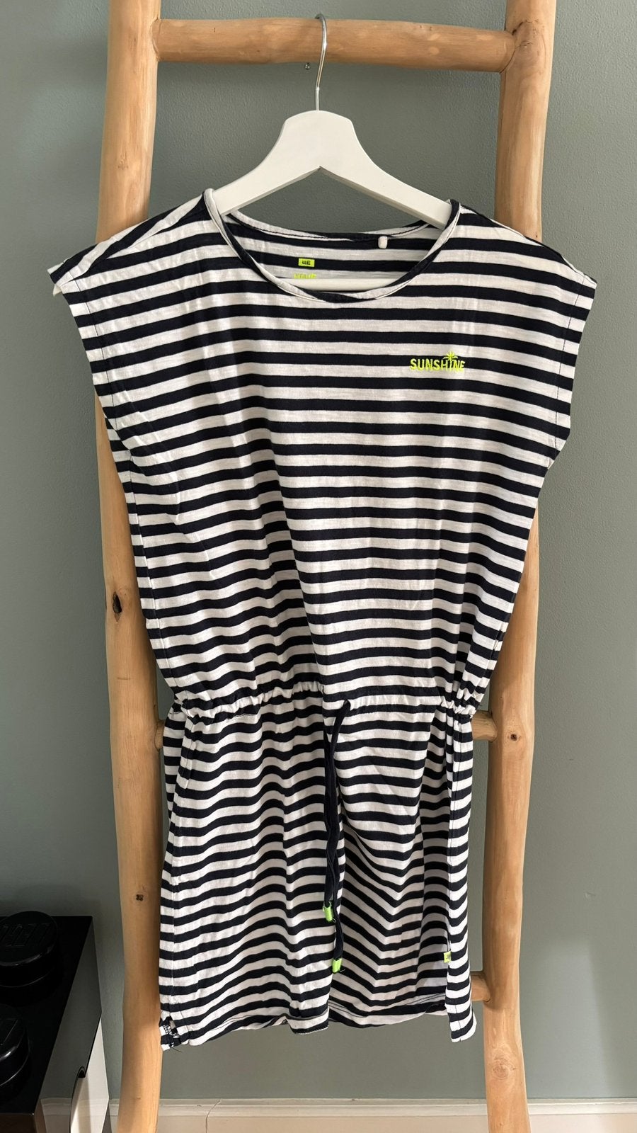 WE jurkje maat 158/164, Kinderen en Baby's, Kinderkleding | Maat 164, Ophalen of Verzenden, Zo goed als nieuw, Meisje, Jurk of Rok