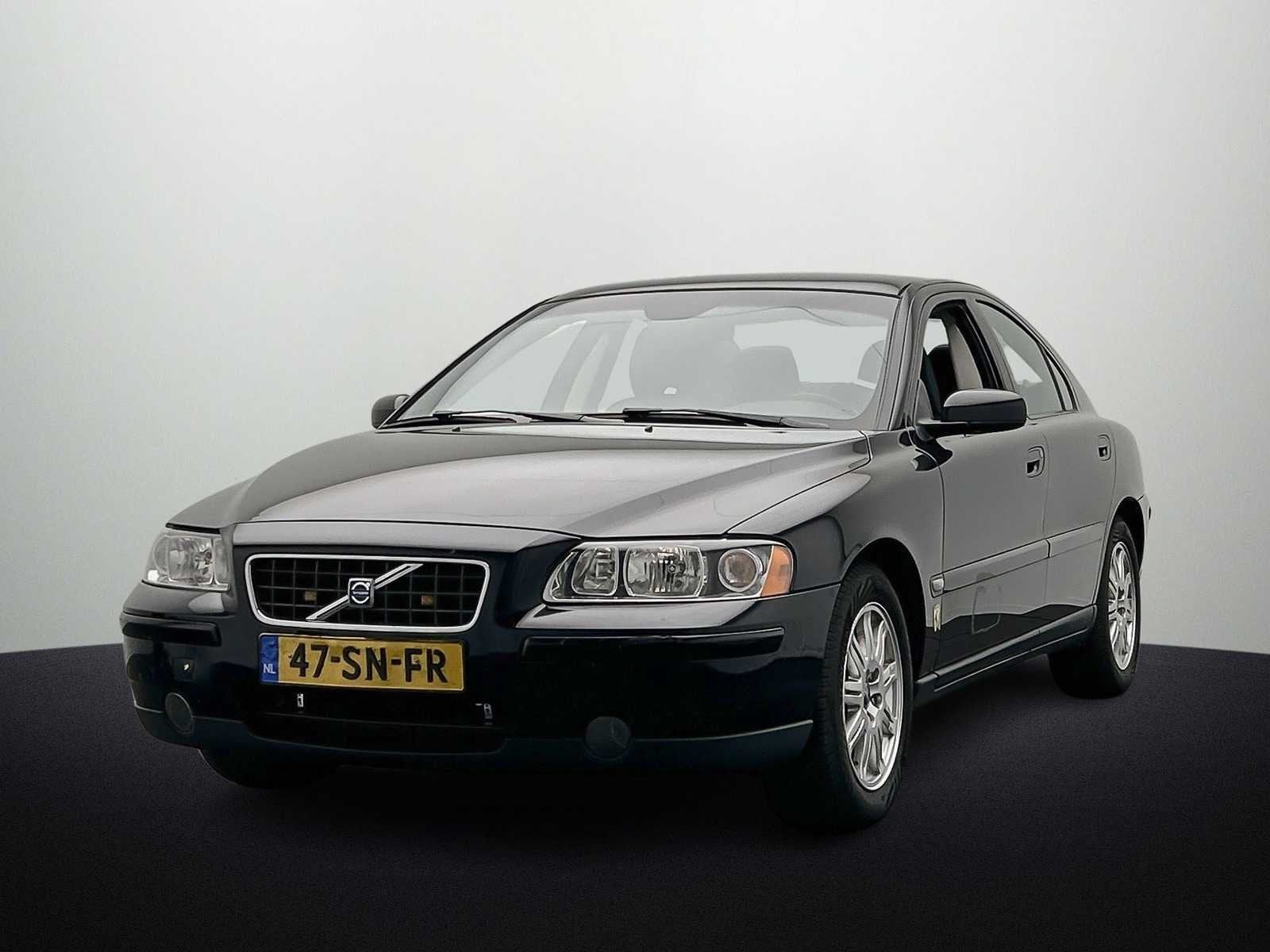 Volvo S60 2.4 Edition II 2006 | 47-SN-FR, Auto's, Volvo, Voorwielaandrijving, Gebruikt, S60, Zwart