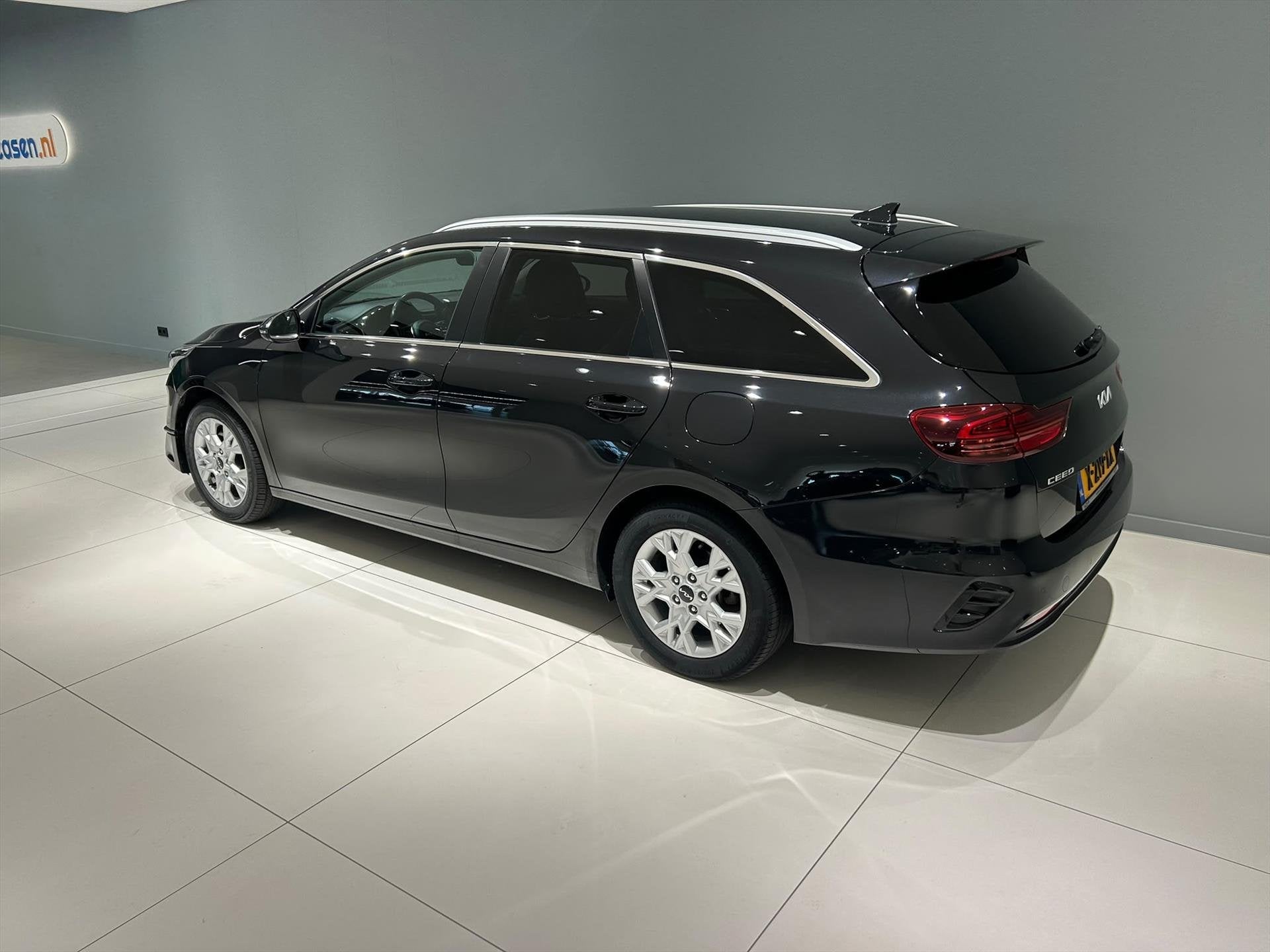 KIA Ceed Sw 1.0 T-GDi 120pk DynamicPlusLine, Auto's, Voorwielaandrijving, Gebruikt, Lichtsensor, Leder en Stof
