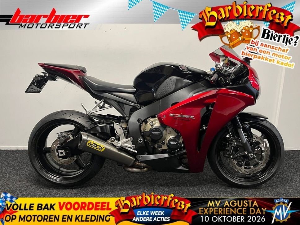 ⭐️⭐Honda CBR 1000 RR FIREBLADE (bj 2008)⭐️⭐, Motoren, Honda, 4 cilinders, Motorrijbewijs A, Bedrijf