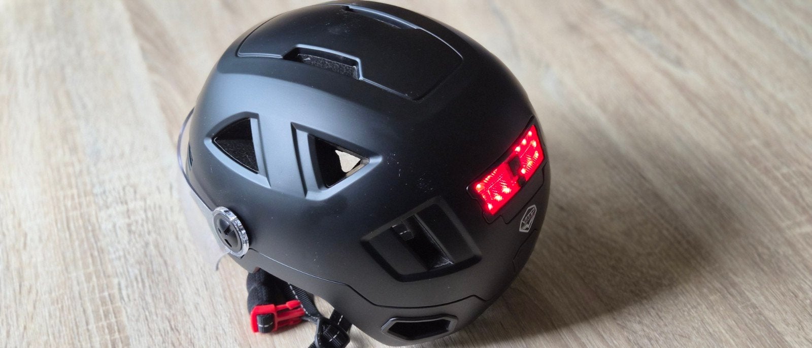 speedpedelec/ebike helm+led verlichting Vito, Fietsen en Brommers, Fietsaccessoires | Fietshelmen, Ophalen of Verzenden, Nieuw