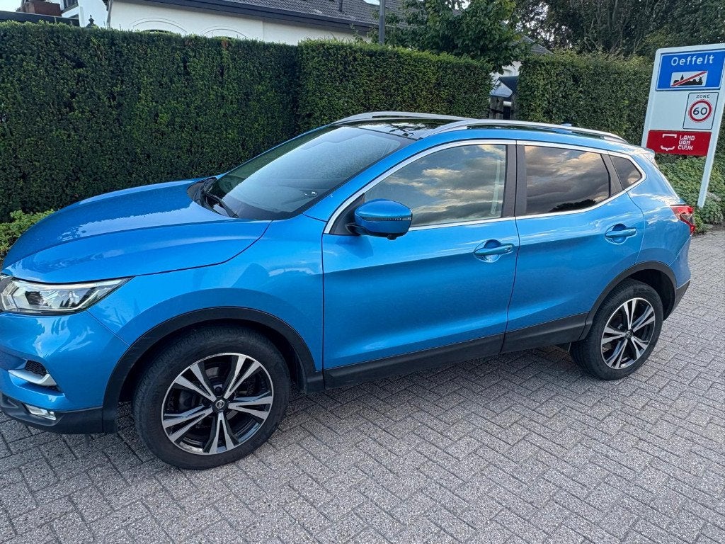 Nissan Qashqai 1.2 DIG-T Automaat | Panoramadak | Trekhaak, Auto's, Stof, 4 cilinders, Blauw, Origineel Nederlands