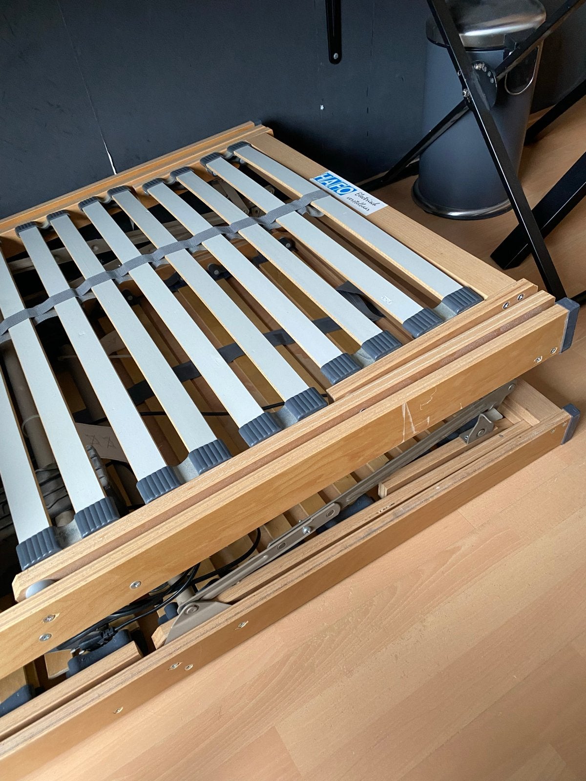 2x HAFO Elektrisch Verstelbare Lattenbodems 90x210 cm, Ophalen, Verstelbaar, 90 cm, Overige kleuren