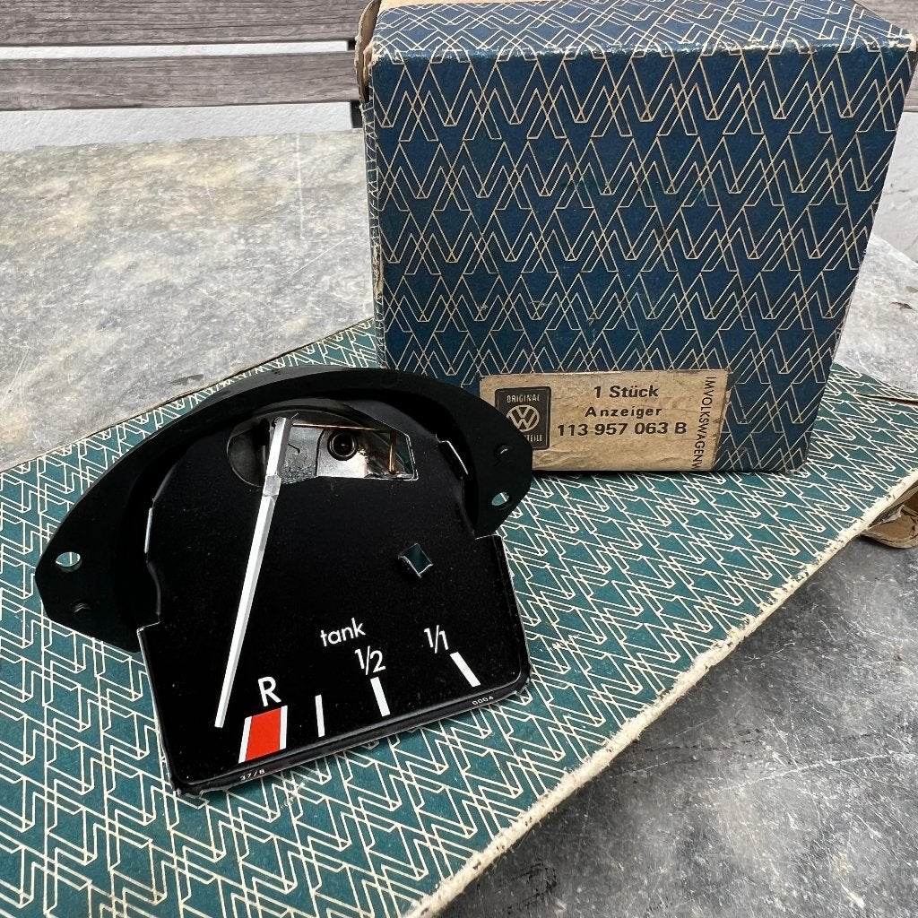 VW NOS Kever benzinemeter 113957063B, Ophalen of Verzenden, Gebruikt