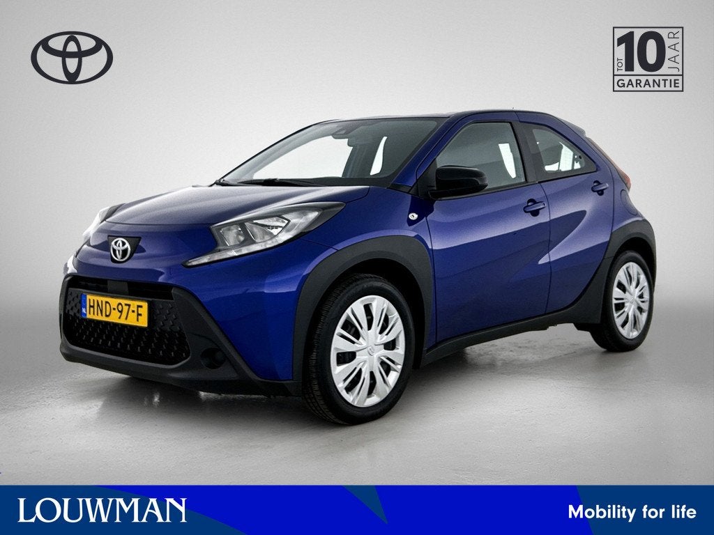 Toyota Aygo X 1.0 VVT-i MT Play | Achteruitrijcamera | Adapt, 12 maanden, Stof, Gebruikt, 920 kg