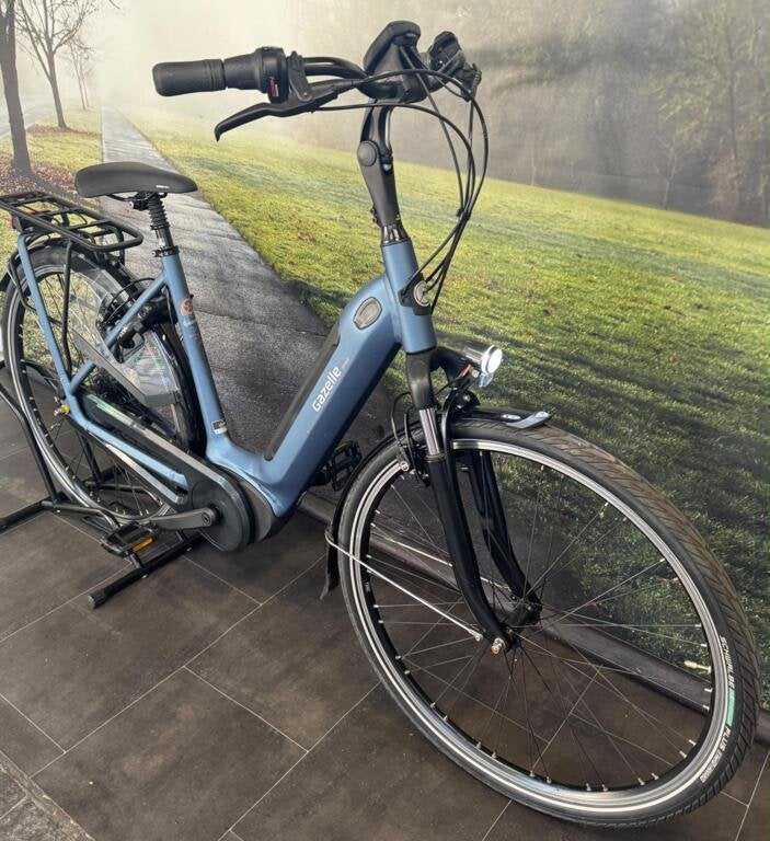Elektrische fiets - Gazelle Grenoble C7+ met Middenmotor, Koninklijke Gazelle N.V., Wilhelminaweg 8 6951 BP Dieren Nederland, Info@gazelle.nl