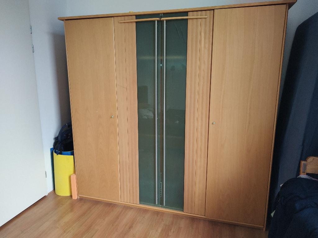 Kledingkast (+ eventueel bijpassend bed), Ophalen, Met deur(en), Gebruikt, 200 cm of meer