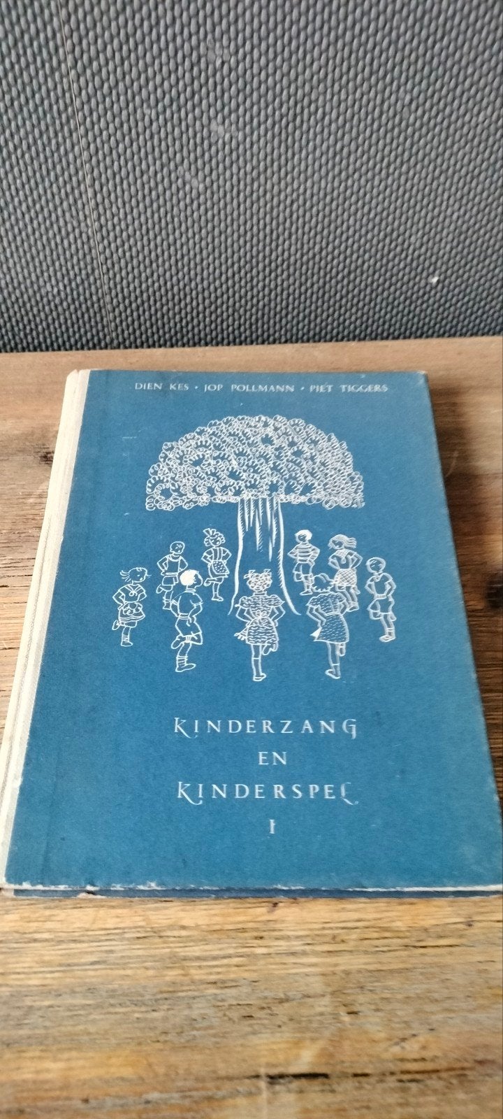 Kinderzang en Kinderspel  Dien Kes Jop Pollmann Piet Tigge, Ophalen of Verzenden, Gelezen