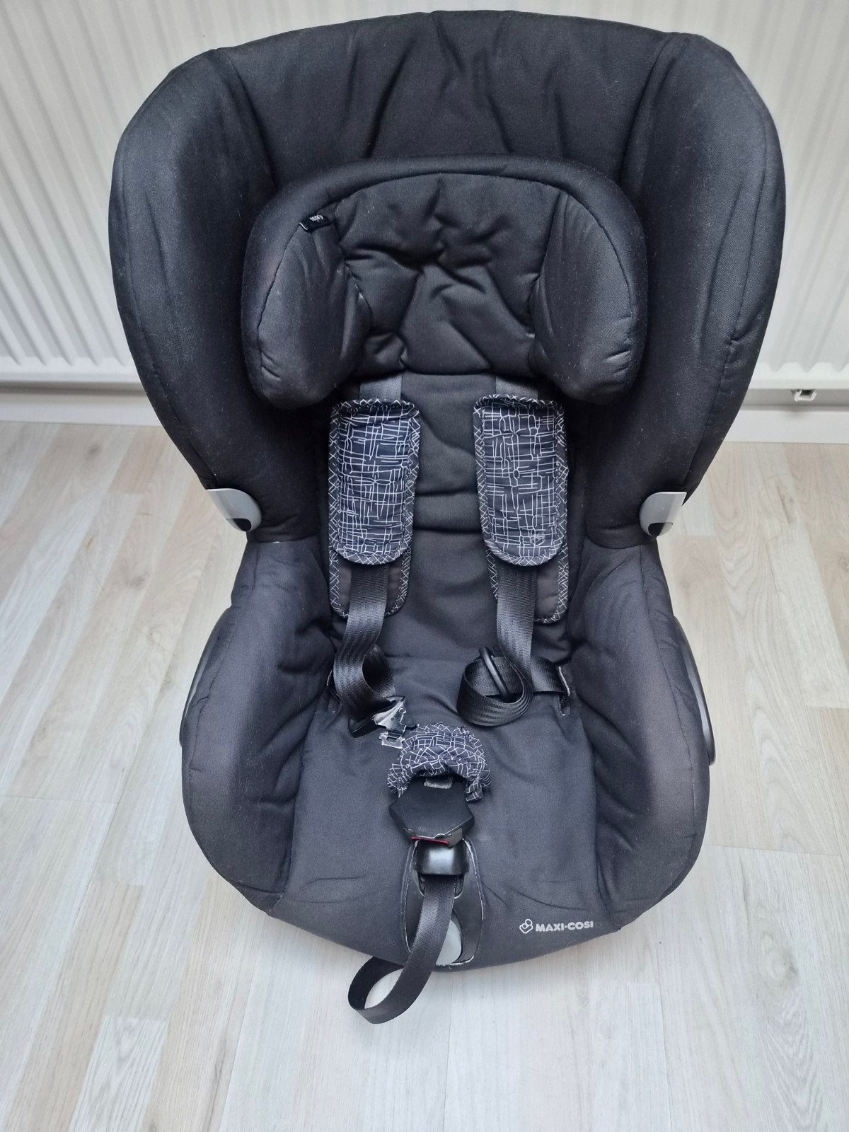 Maxi-Cosi draaibaar autostoel - Zwart, Ophalen, 9 t/m 18 kg, Zijbescherming, Maxi-Cosi