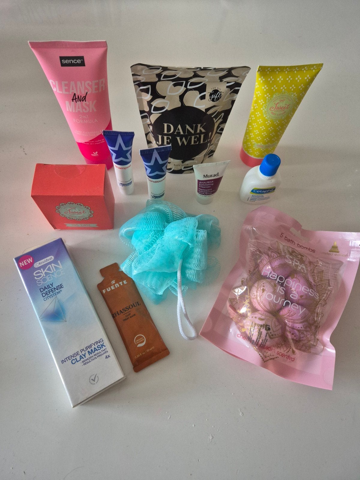 Pakketje verzorgings producten. Badzout masker bath bombs en, Ophalen, Nieuw, Bad & Douche