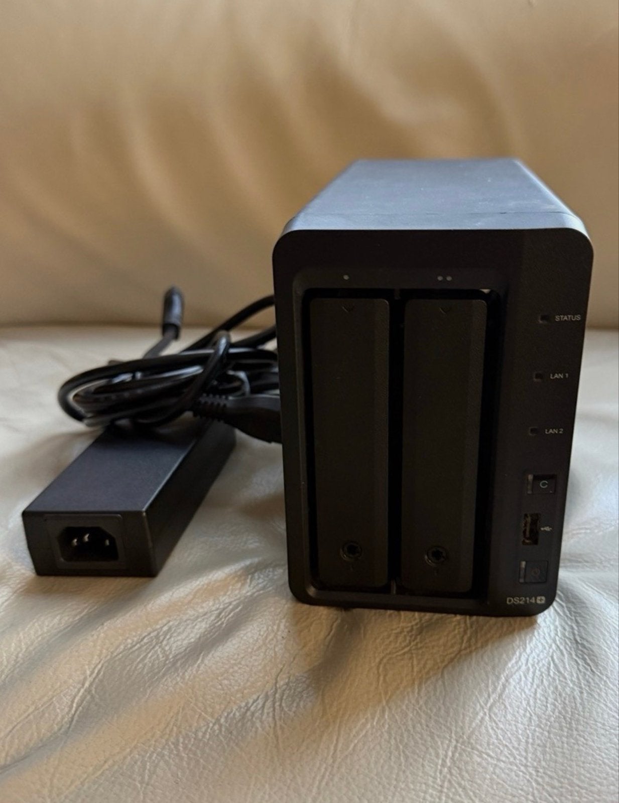 Synology DS214+ NAS met 2x 2TB HDDs, Ophalen of Verzenden, Gebruikt
