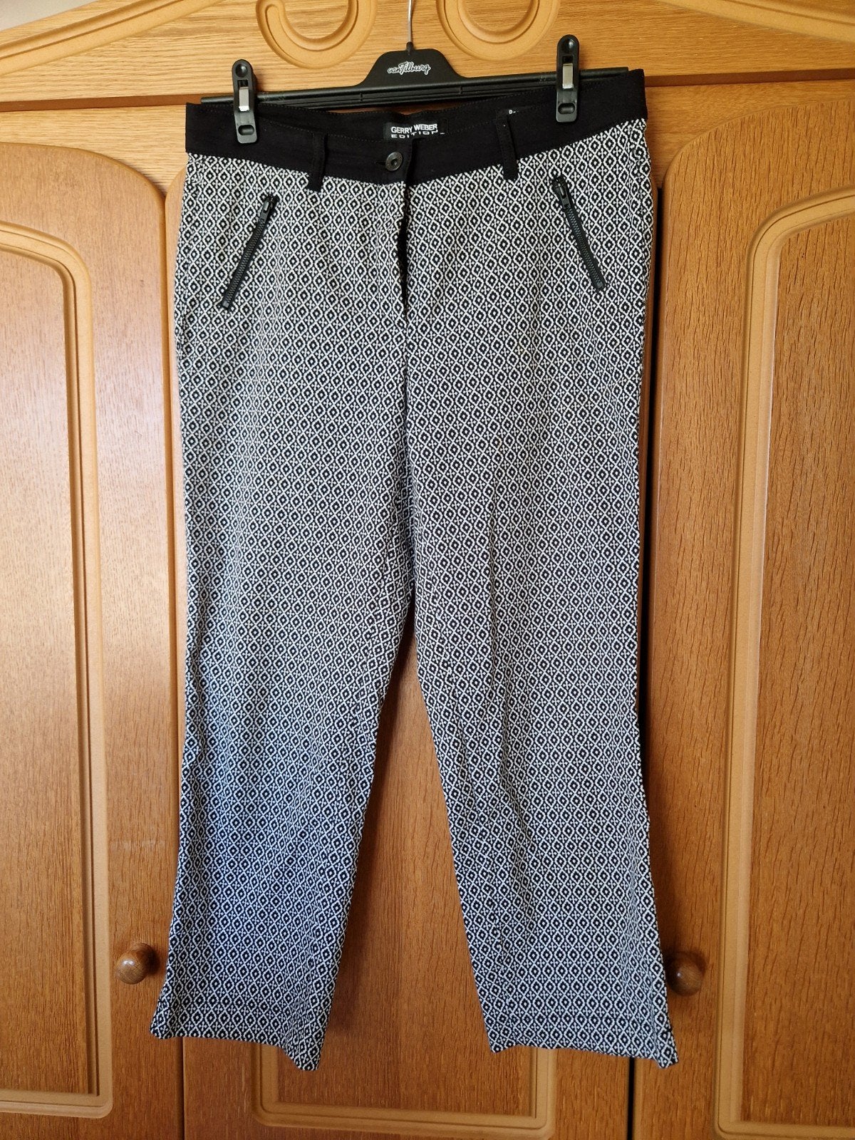 Gerry Weber Edition Broek Zwart/Wit Patroon Maat 38/40 (M), Kleding | Dames, Maat 38/40 (M), Zwart, Ophalen of Verzenden, Zo goed als nieuw