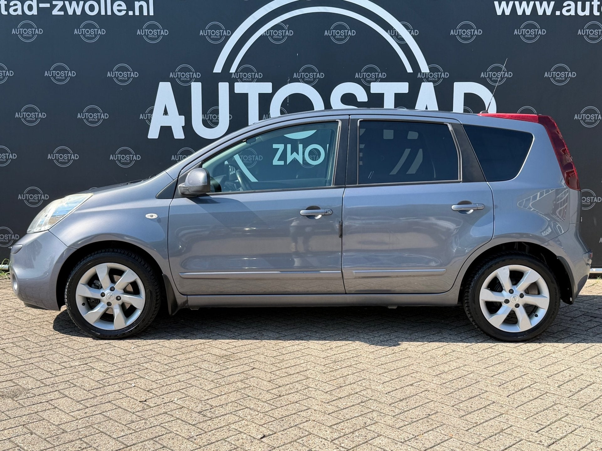 Nissan Note 1.6 Visia Automaat / NAP / Airco / APK / Navi, 15 km/l, 4 cilinders, Leder en Stof, 49 €/maand