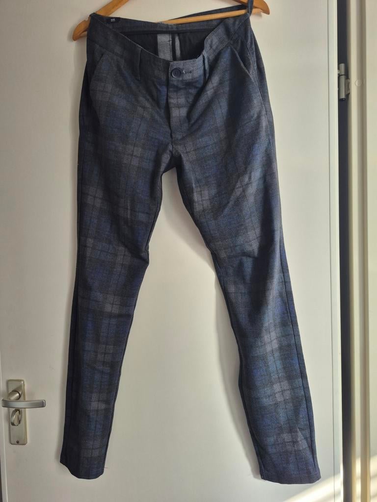Only & Sons Pantalon mt 30-32, Kleding | Heren, Broeken en Pantalons, Zo goed als nieuw, Overige maten, Overige kleuren, Ophalen of Verzenden