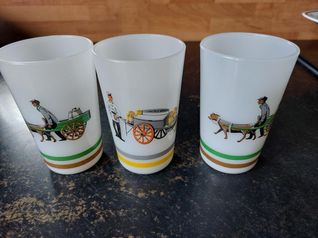 Vintage Melkbekers Magnetronbestendig (Set van 3), Ophalen of Verzenden, Glas, Overige stijlen