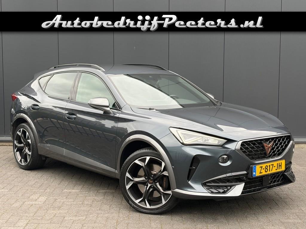 Cupra FORMENTOR 1.4 e-Hybrid VZ Performance 245pk ACC LED Ca, Auto's, Automaat, Gebruikt, USB, 4 cilinders