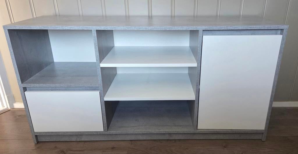 Dressoir kast van de Jysk, Huis en Inrichting, Ophalen, Zo goed als nieuw, 25 tot 50 cm