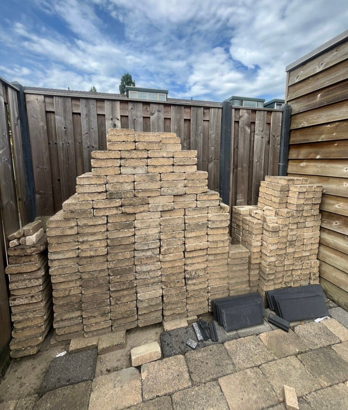 Gratis trommelstenen, Tuin en Terras, Ophalen, Gebruikt, Beton, Klinkers