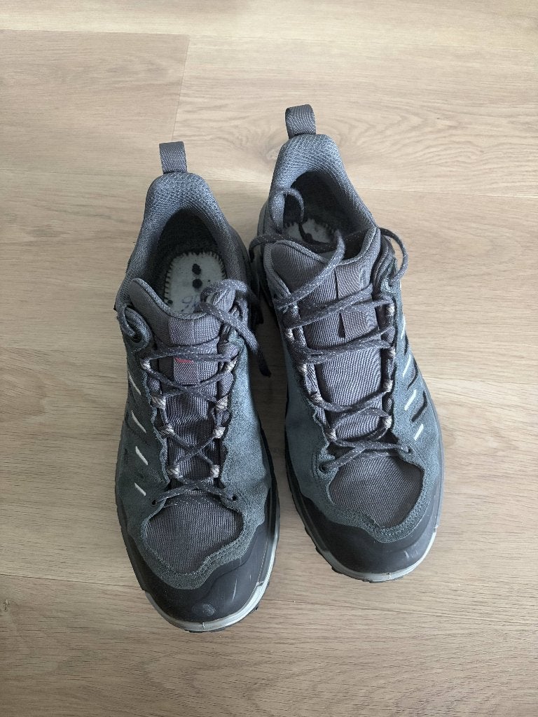 Lowa Innovo GTX LO wandelschoenen - Maat 44, Ophalen, Zo goed als nieuw, Schoenen