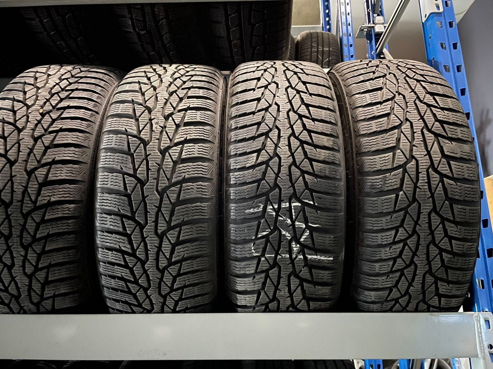 Set van vier Nokian WR D4 winterbanden, maat 195/55R16,, Ophalen, 16 inch, Winterbanden, Band(en)