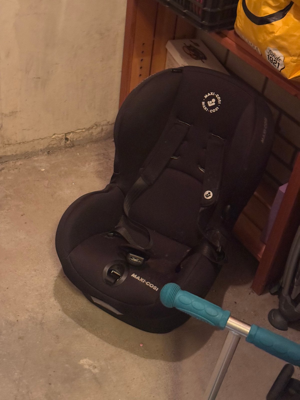 Maxi Cosi zwart 2-5 jaar < 20kg
