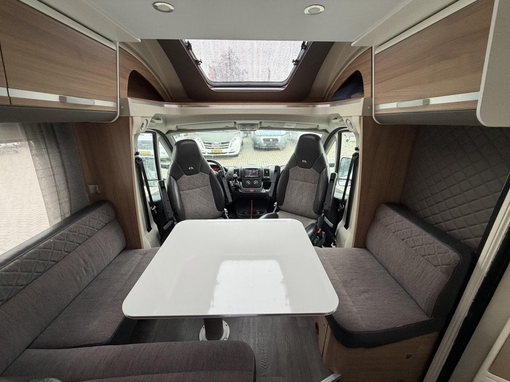 Adria Matrix Axess 670 SL Dakairco Elektrische fietsendrager, Bedrijf, Adria, Boiler, L-zit
