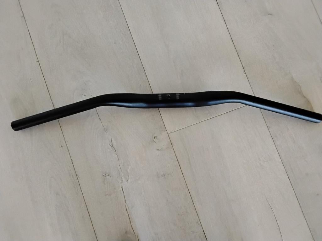 Nieuw stuur, Fietsen en Brommers, Fietsonderdelen, Stuur, Ophalen of Verzenden, Elektrische fiets, Stuur is afkomstig van een fiets, merk Koga