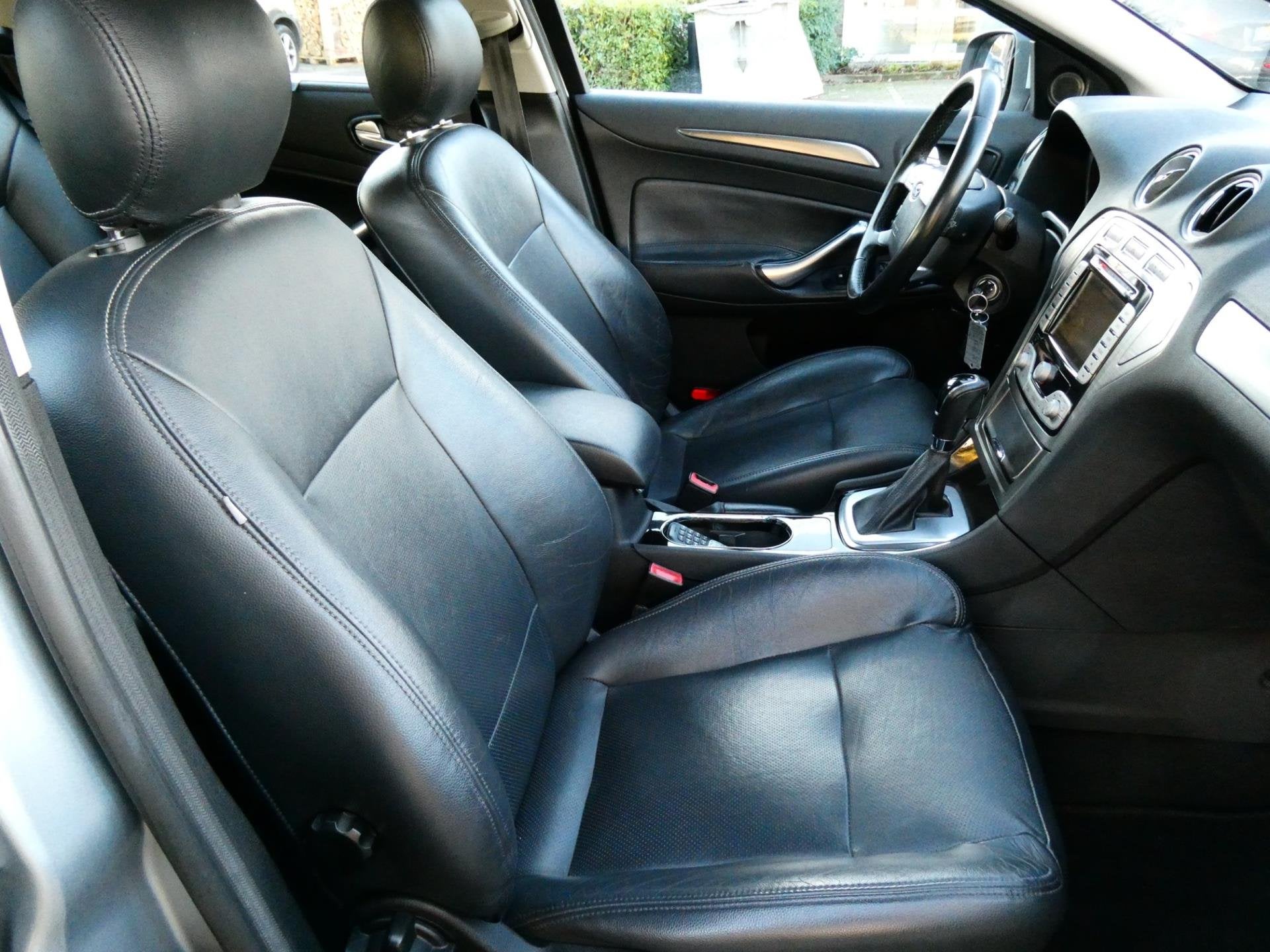 Ford Mondeo Wagon 2.0 SCTi Limited 203pk Automaat Leder Navi, Euro 5, 1976 cc, Gebruikt, Zwart