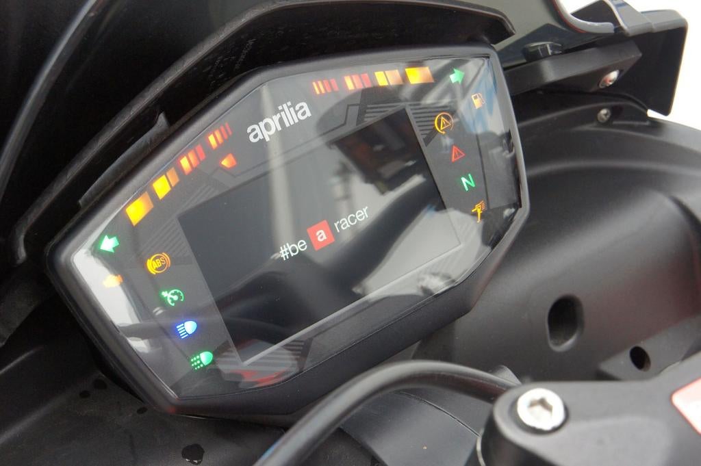 APRILIA TUONO 660 (bj 2022) 35KW, Motoren, Motoren | Aprilia, 2 cilinders, Bedrijf, Onbekend, APRILIA