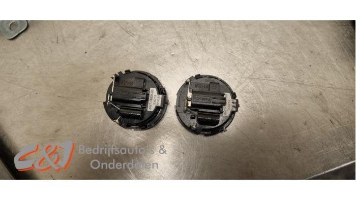 Luidspreker van een Ford Tourneo Connect, Gebruikt, -, -, Ophalen of Verzenden