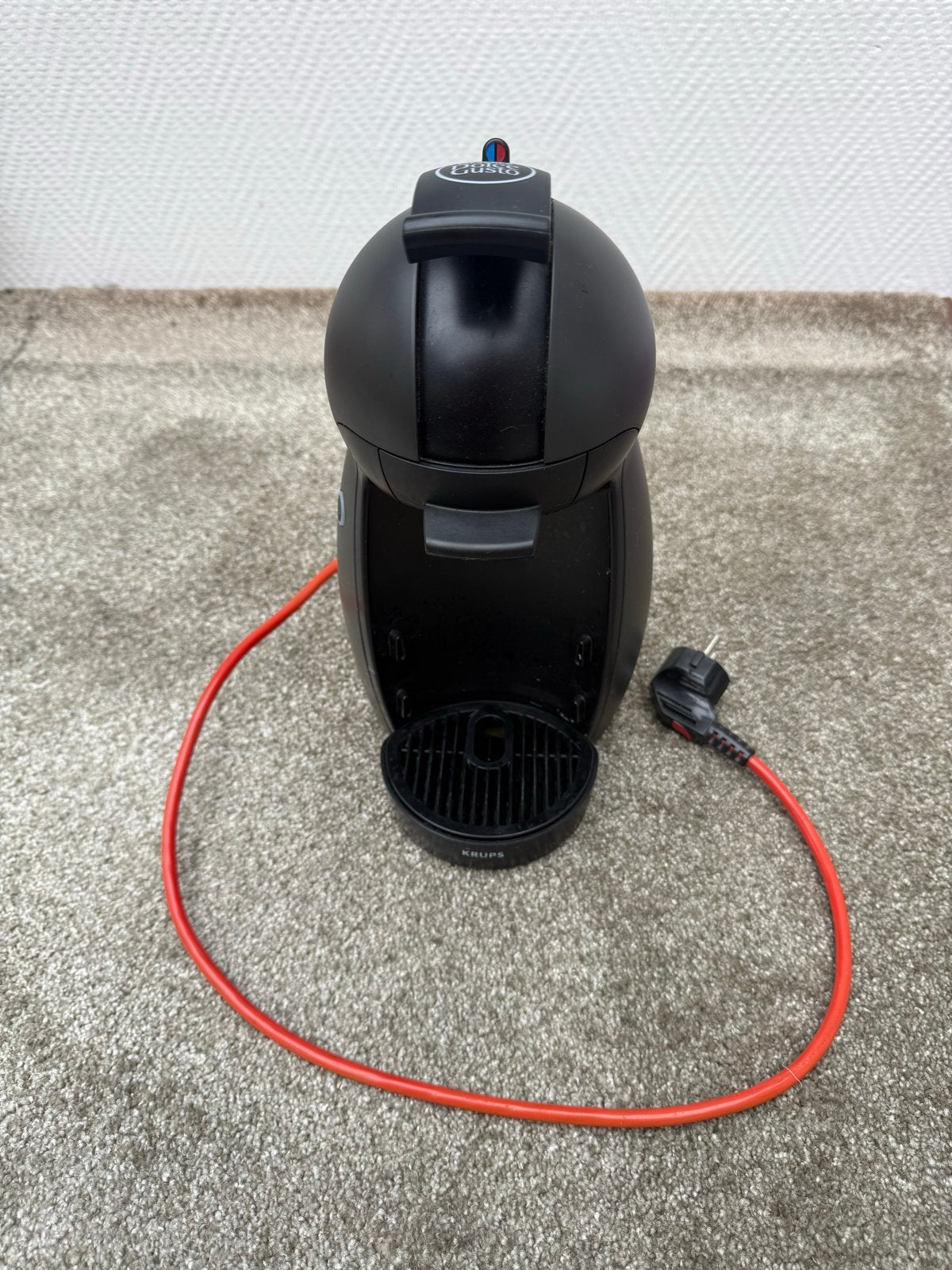 Nescafé Dolce Gusto Piccolo XS Koffiezetapparaat, Witgoed en Apparatuur, Koffiezetapparaten, Ophalen, Gebruikt, Koffiemachine